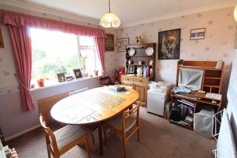 3 bedroom semi-detached house for sale, Springfield Lane, Rowley Regis B65