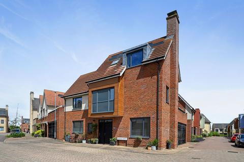 4 bedroom townhouse for sale, Fortius Mews, Mile End, Colchester