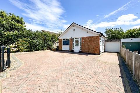 3 bedroom bungalow for sale, Chelford Grove, Patchway, Bristol, Gloucestershire, BS34