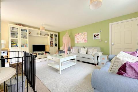 4 bedroom end of terrace house for sale, St. Marys Road, Market Lavington, Devizes, Wiltshire, SN10 4DG