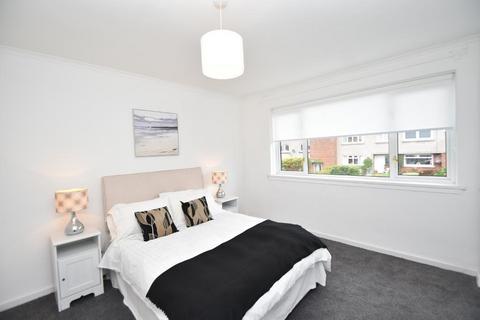 4 Lyle Square, Milngavie, Glasgow, G62 7BW