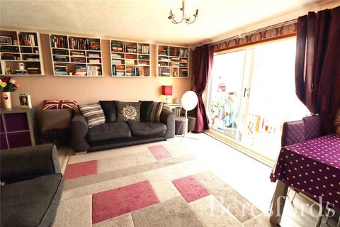 16 Mayflower Close, South Ockendon, RM15 6HY
