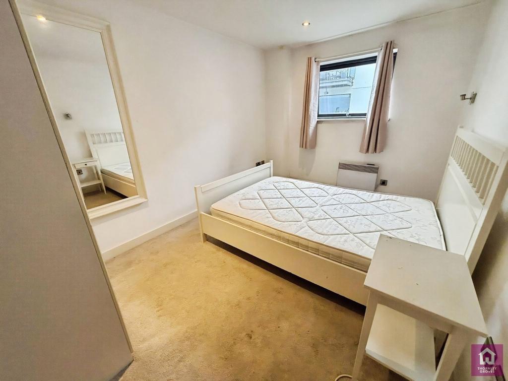 Apartment in New Islington - View 5