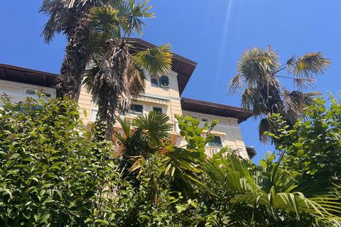 3 bedroom apartment, Apartment In Historical Villa, Opatija, Kvarner