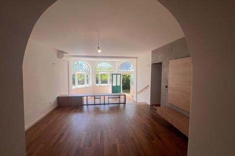 3 bedroom apartment, Apartment In Historical Villa, Opatija, Kvarner, Croatia