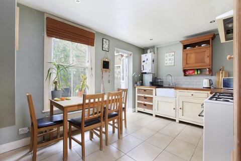 3 bedroom maisonette for sale, Tooting Bec Road, London SW17