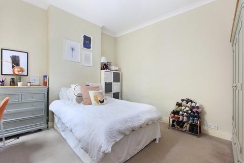 3 bedroom maisonette for sale, Tooting Bec Road, London SW17