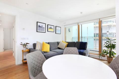 2 bedroom flat for sale, Hardwicks Square, London SW18