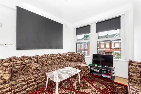 2 bedroom apartment for sale, Milner Road, Thornton Heath, CR7