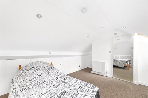 2 bedroom apartment for sale, Milner Road, Thornton Heath, CR7