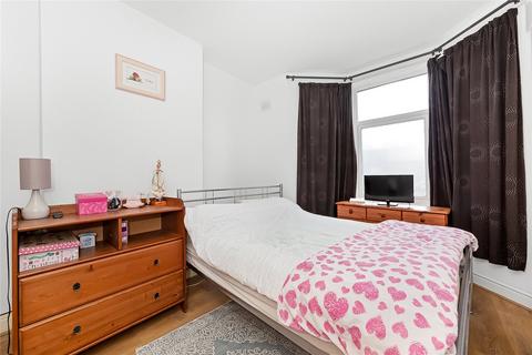 1 bedroom apartment for sale, Northwood Road, Thornton Heath, CR7