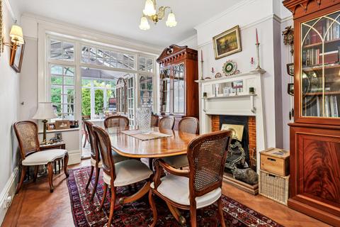 4 bedroom detached house for sale, Portsmouth Road, Thames Ditton, Surrey, KT7