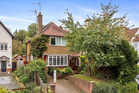 4 bedroom detached house for sale, Portsmouth Road, Thames Ditton, Surrey, KT7