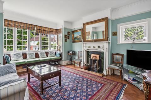 undefined, Portsmouth Road, Thames Ditton, Surrey, KT7