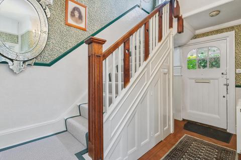 undefined, Portsmouth Road, Thames Ditton, Surrey, KT7