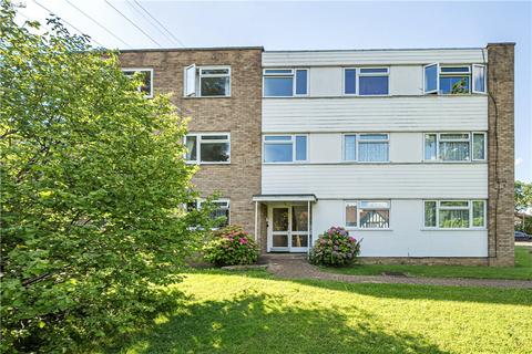 2 bedroom apartment for sale, Lonsdale Close, Pinner, Middlesex