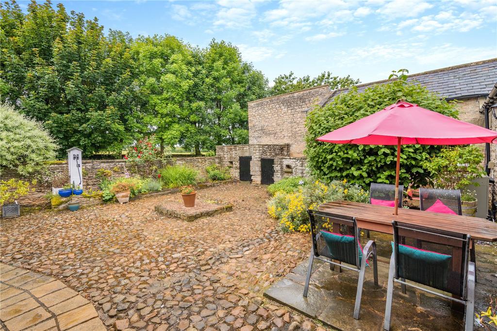 Cobbled Courtyard