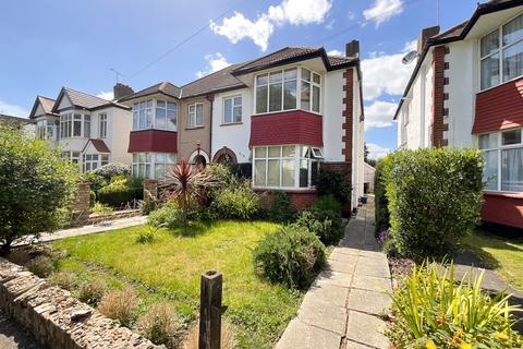 3 bedroom flat for sale, Westcliff-on-Sea SS0