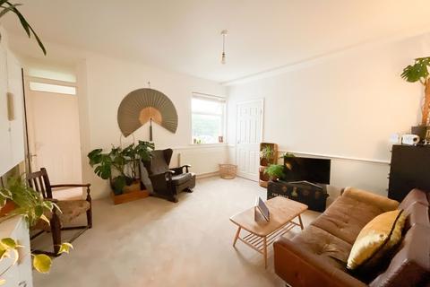 3 bedroom flat for sale, Westcliff-on-Sea SS0