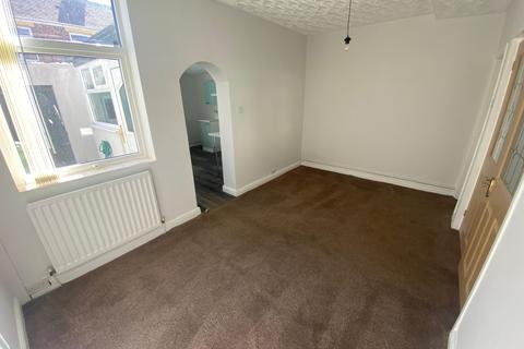 2 bedroom terraced house to rent, Wolviston Road, Hartlepool, TS25