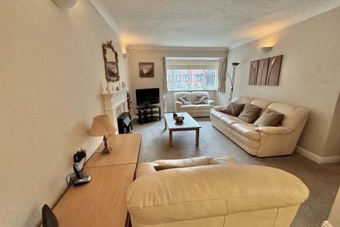 2 bedroom apartment for sale, Maplebeck Court, Lode Lane, Solihull