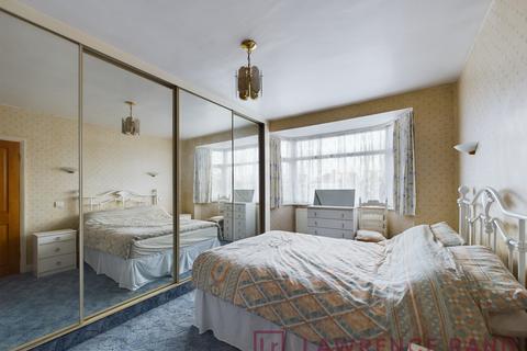14 Diamond Road, Ruislip, HA4 0PG