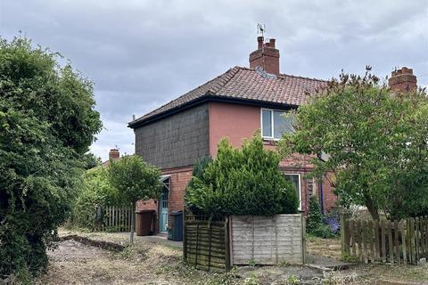 2 bedroom property for sale, Peasey Hills Road, Malton YO17