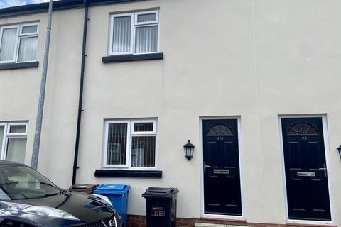 2 bedroom terraced house to rent, Philip Street, Manchester M30