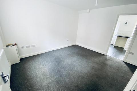 2 bedroom terraced house to rent, Philip Street, Manchester M30