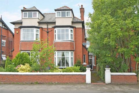 5 bedroom semi-detached house for sale, Nantwich Road, Crewe