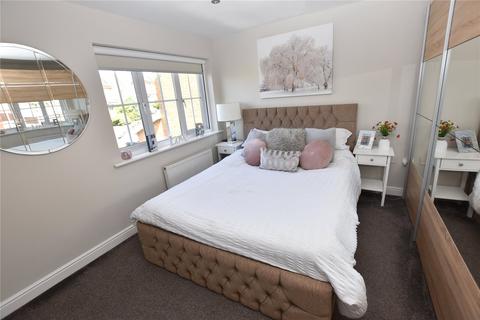 4 bedroom detached house for sale, Bescot Way, Shipley, West Yorkshire