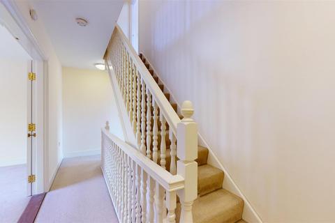 9 Albert Road, Stamford, PE9 2EA