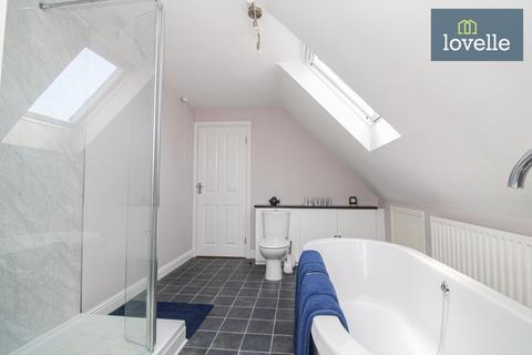 24 New Road, Waltham, Grimsby, DN37 0EN