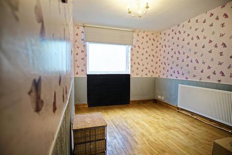 3 bedroom terraced house to rent, 3-Bed Terraced House to let on Barry Avenue, Preston