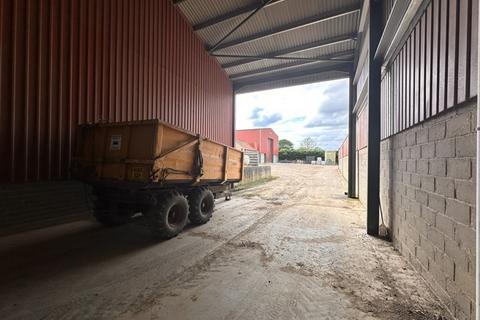 Industrial unit to rent, Unit 6, Church Farm , Carleton Forehoe, Norwich, Norfolk, NR9 4AL