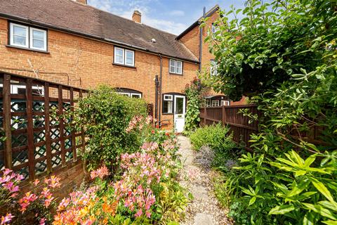 1 bedroom terraced house for sale, The Green, Ripley