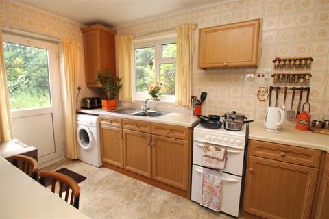 24 Barr Road, Potters Bar, EN6 5PG