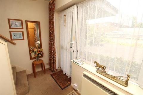 24 Barr Road, Potters Bar, EN6 5PG