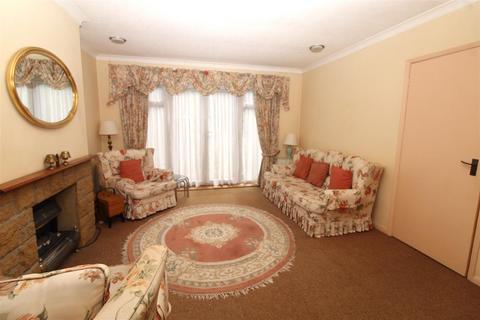24 Barr Road, Potters Bar, EN6 5PG