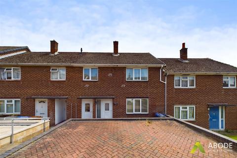 3 bedroom semi-detached house for sale, Laburnum Road, Burton-On-Trent DE15