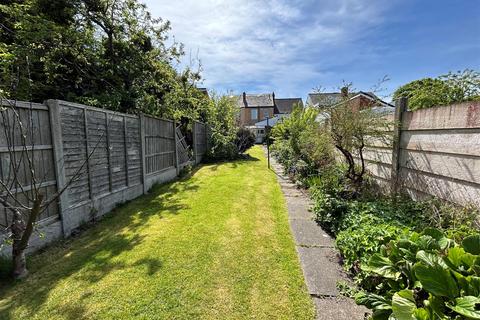 2 bedroom house for sale, Basons Lane, Oldbury