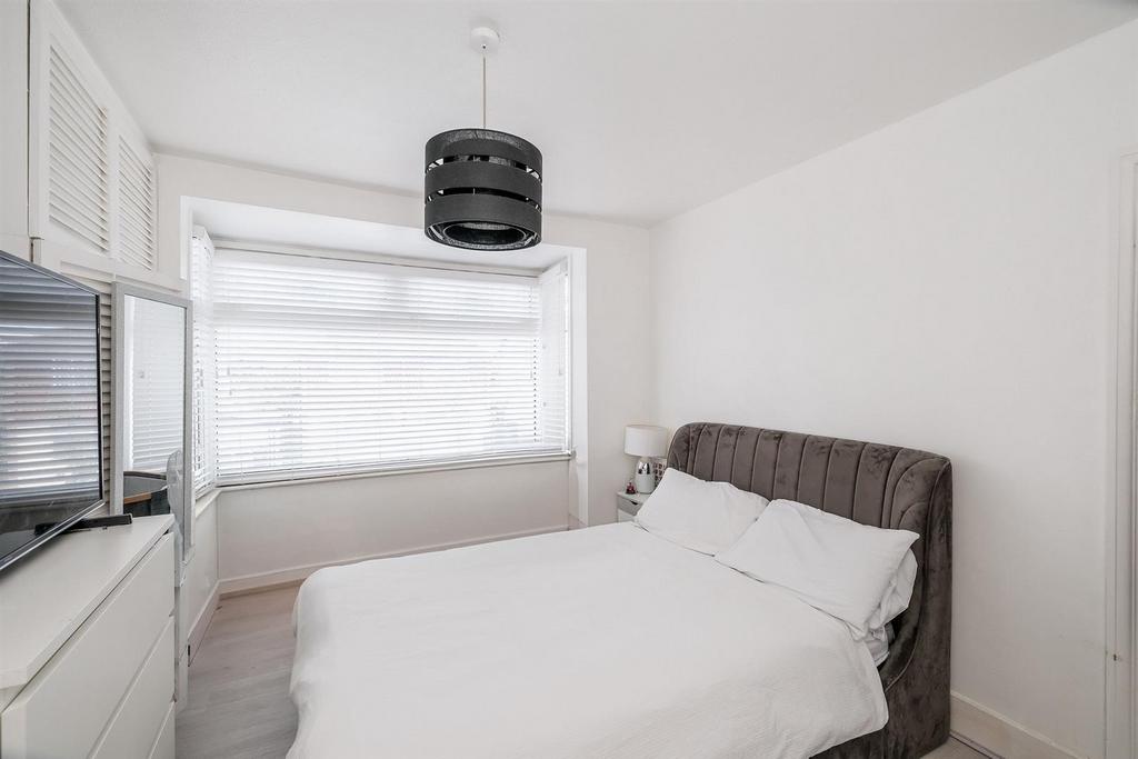 75, Burnham Road-4 web.jpg