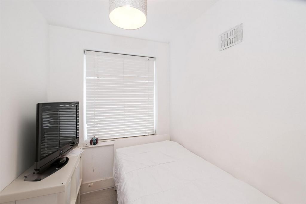 75, Burnham Road-5 web.jpg