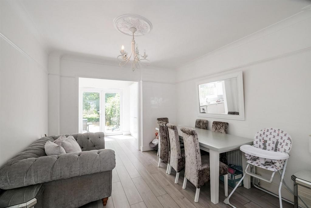 75, Burnham Road-16 web.jpg