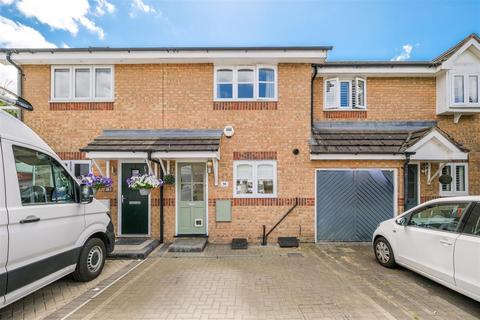 2 bedroom house for sale, Fieldhouse Close, South Woodford
