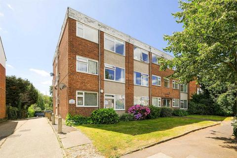 Chingford - 2 bedroom flat for sale