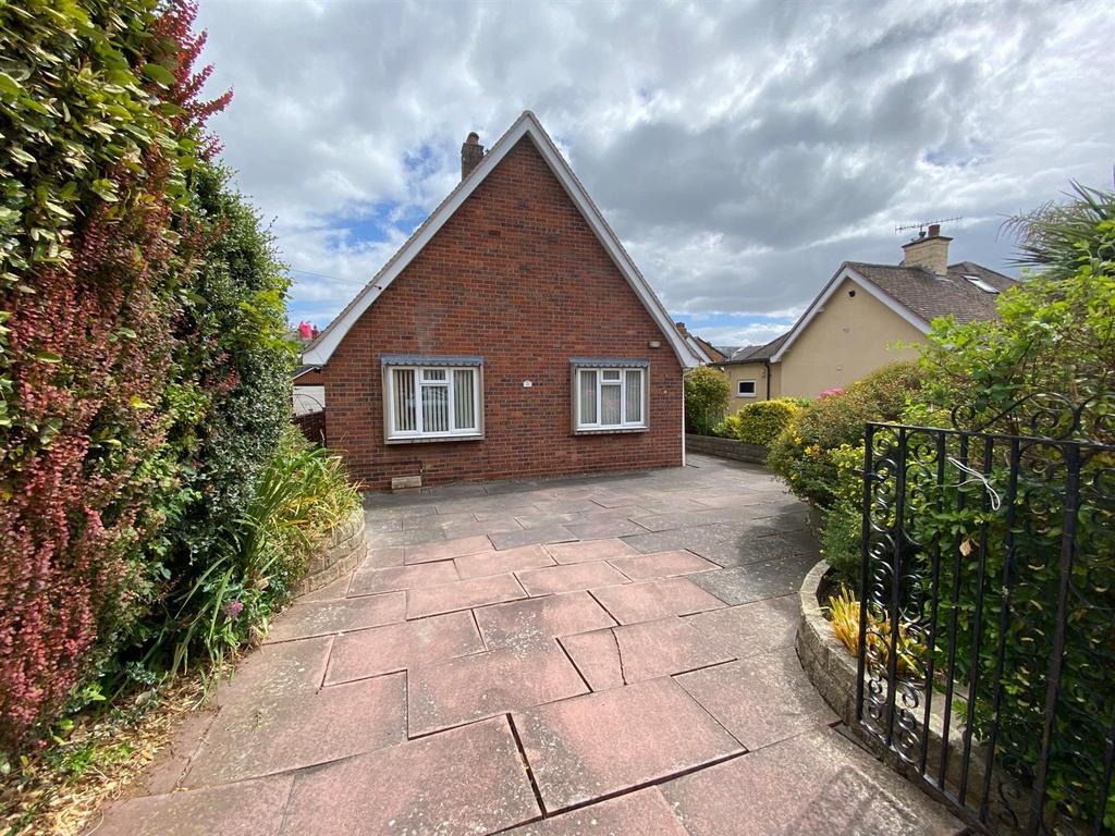 Cromwell Road, Malvern 2 bed detached bungalow for sale £285,000