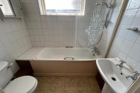 80 Eastbrook Road, Waltham Abbey, EN9 3AL