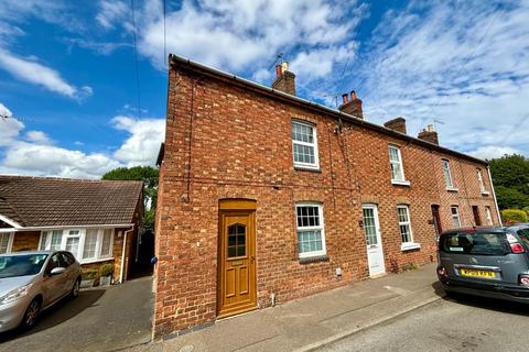 2 bedroom end of terrace house for sale, High Street, Hardingstone, Northampton NN4