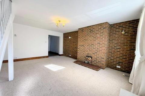 2 bedroom end of terrace house for sale, High Street, Hardingstone, Northampton NN4